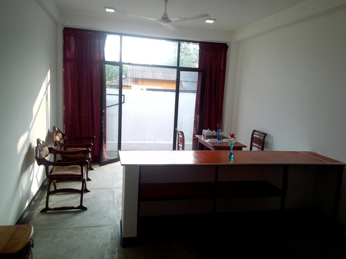 Villa Maleena Hikkaduwa Buitenkant foto