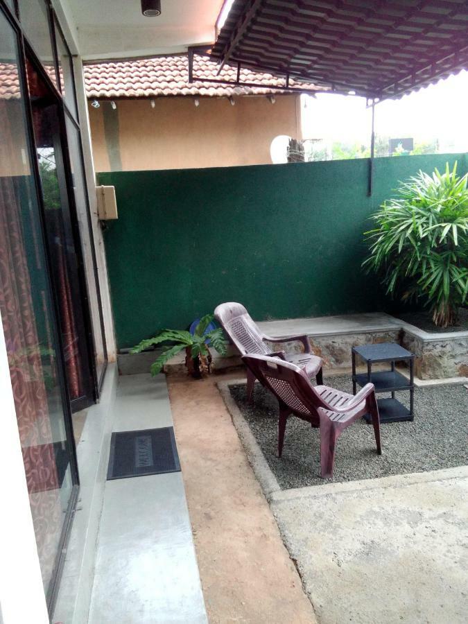 Villa Maleena Hikkaduwa Buitenkant foto